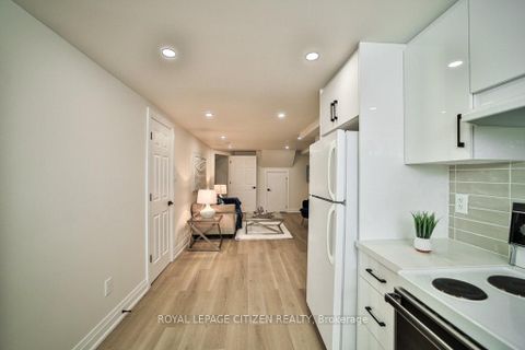 Photo 28 at 34 Belleglade Court, Humbermede, Toronto