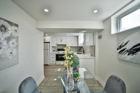 Photo 31 at 34 Belleglade Court, Humbermede, Toronto