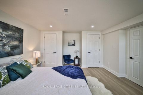 Photo 34 at 34 Belleglade Court, Humbermede, Toronto