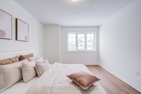 Photo 25 at 23 Grey Wing Avenue, Keswick South, Georgina