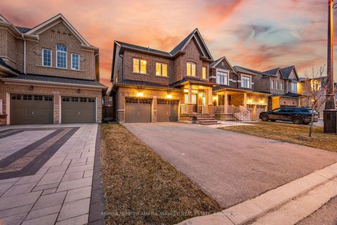 Photo 1 at 138 Alistair Crescent, Kleinburg, Vaughan