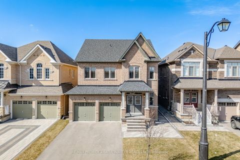 Photo 4 at 138 Alistair Crescent, Kleinburg, Vaughan