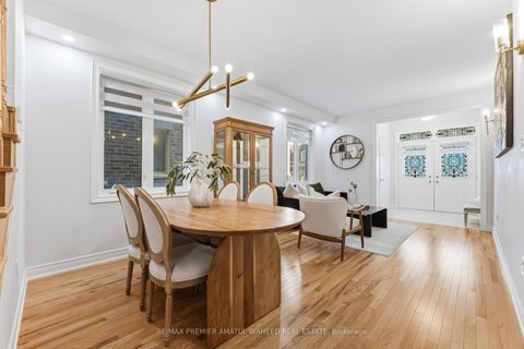 Photo 9 at 138 Alistair Crescent, Kleinburg, Vaughan