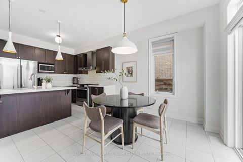 Photo 13 at 138 Alistair Crescent, Kleinburg, Vaughan