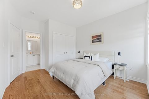 Photo 28 at 138 Alistair Crescent, Kleinburg, Vaughan