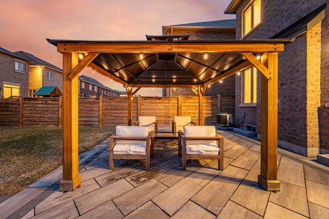 Photo 36 at 138 Alistair Crescent, Kleinburg, Vaughan