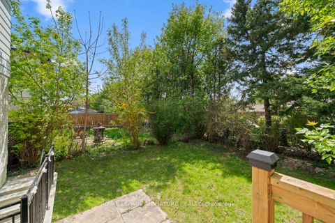 Photo 32 at 227 Thoms Crescent, Central Newmarket, Newmarket