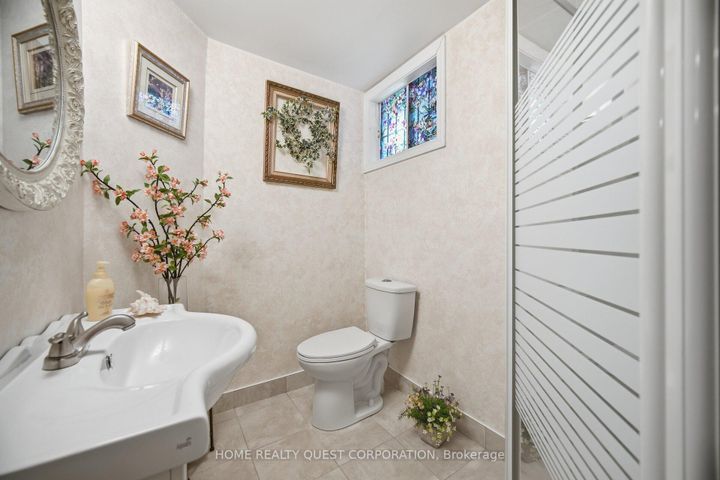 Photo 30 at 6330 Lorca Crescent, Meadowvale, Mississauga