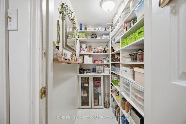 Photo 31 at 6330 Lorca Crescent, Meadowvale, Mississauga