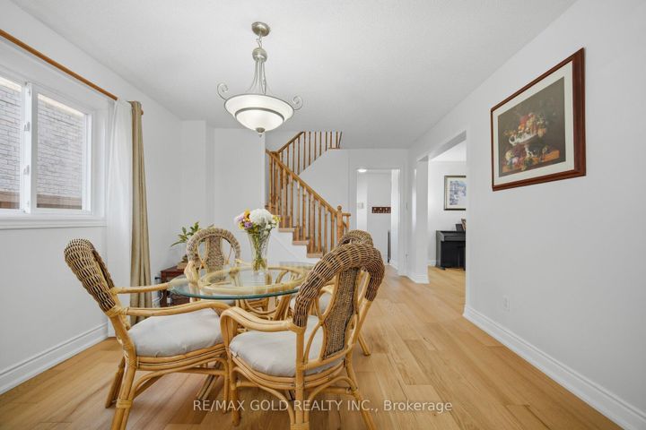 Photo 7 at 66 Cheviot Crescent, Heart Lake East, Brampton