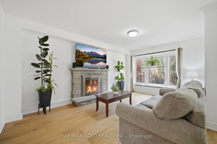 Photo 14 at 66 Cheviot Crescent, Heart Lake East, Brampton