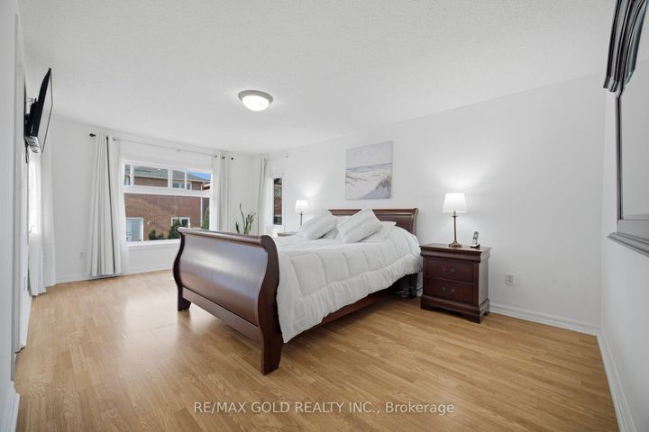 Photo 28 at 66 Cheviot Crescent, Heart Lake East, Brampton