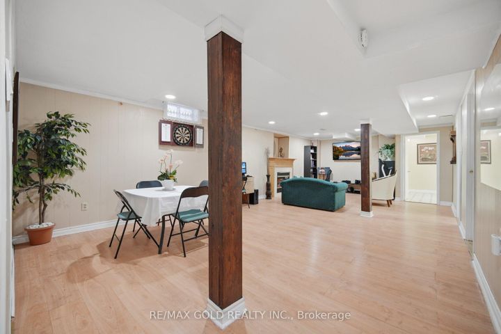 Photo 39 at 66 Cheviot Crescent, Heart Lake East, Brampton