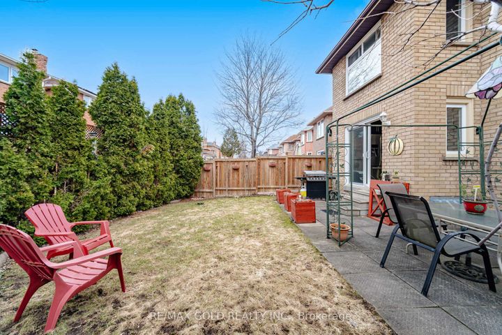 Photo 49 at 66 Cheviot Crescent, Heart Lake East, Brampton