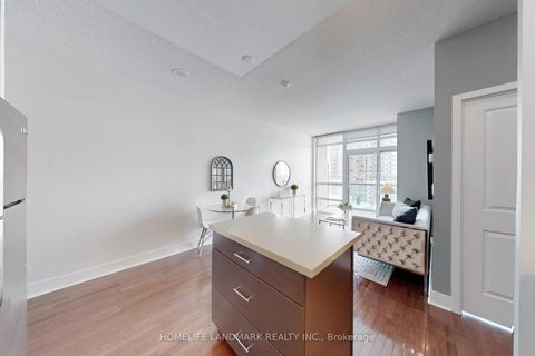 Photo 15 at 911 - 26 Norton Avenue, Willowdale East, Toronto