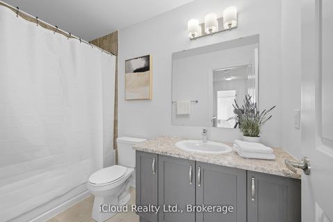 Photo 4 at 1117 Lockie Drive, Kedron, Oshawa