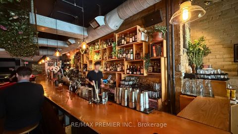 Photo 4 at 563 Bloor Street W, University, Toronto