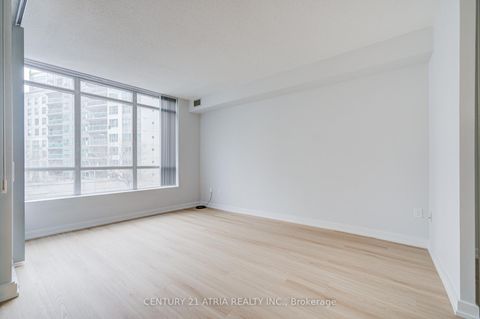 Photo 14 at 317 - 38 Dan Leckie Way, Waterfront Communities C1, Toronto