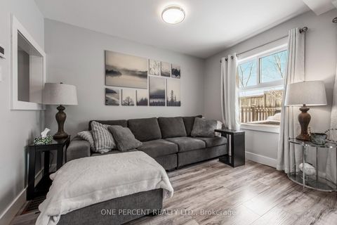 Photo 4 at 67 Hawthorne Crescent, Ardagh, Barrie