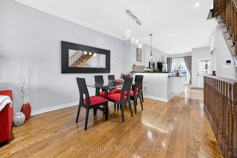 Photo 8 at 254 David Dunlap Circle, Don Mills, Toronto