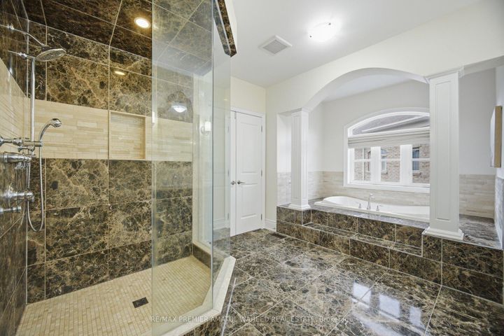 Photo 22 at 75 Virtue Crescent, Vellore Village, Vaughan