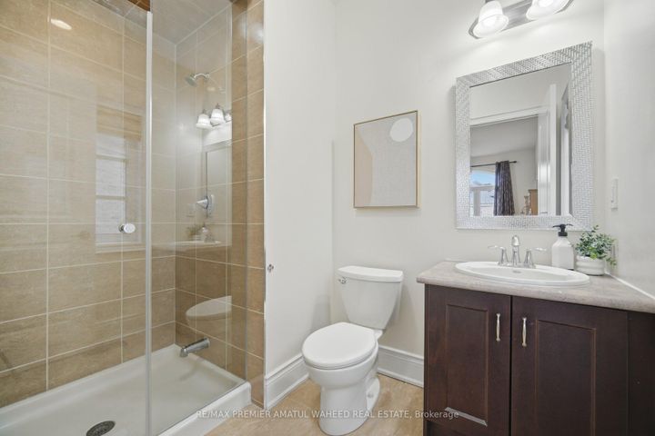 Photo 27 at 75 Virtue Crescent, Vellore Village, Vaughan