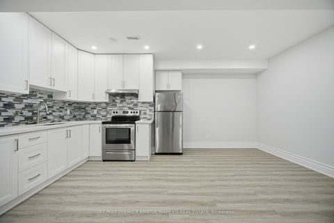 Photo 37 at 75 Virtue Crescent, Vellore Village, Vaughan