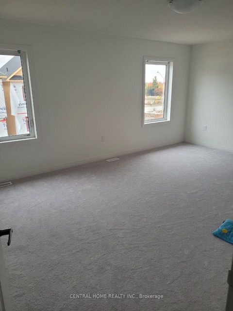 Photo 11 at 46 COPPERHILL Heights, Rural Barrie Southeast, Barrie