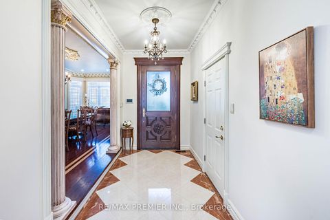 Photo 4 at 111 Arista Gate, Islington Woods, Vaughan