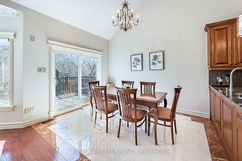 Photo 11 at 111 Arista Gate, Islington Woods, Vaughan