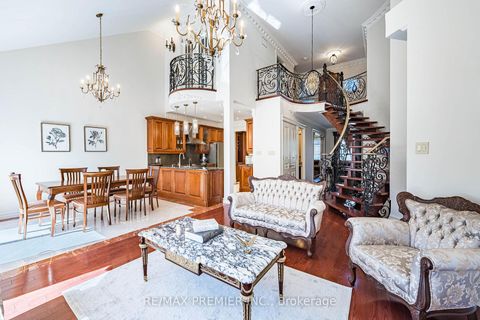 Photo 12 at 111 Arista Gate, Islington Woods, Vaughan