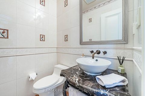 Photo 16 at 111 Arista Gate, Islington Woods, Vaughan