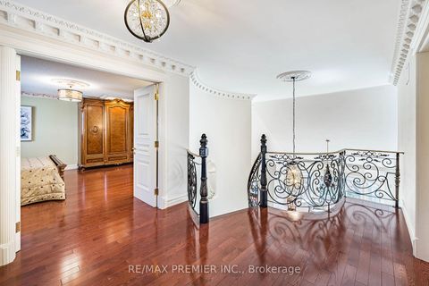 Photo 18 at 111 Arista Gate, Islington Woods, Vaughan