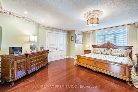 Photo 20 at 111 Arista Gate, Islington Woods, Vaughan