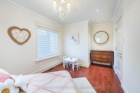 Photo 24 at 111 Arista Gate, Islington Woods, Vaughan