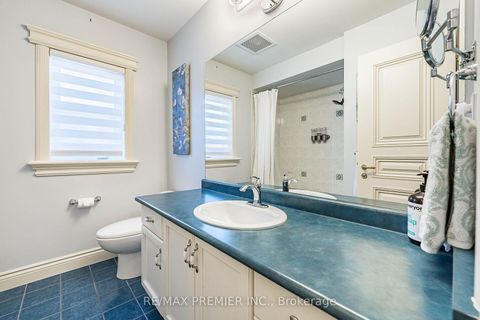 Photo 25 at 111 Arista Gate, Islington Woods, Vaughan