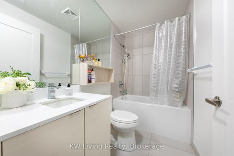 Photo 13 at 2001 - 70 Princess Street, Waterfront Communities C8, Toronto