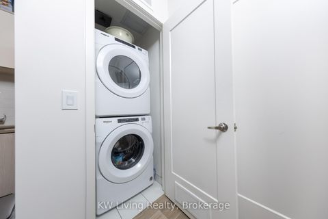 Photo 17 at 2001 - 70 Princess Street, Waterfront Communities C8, Toronto