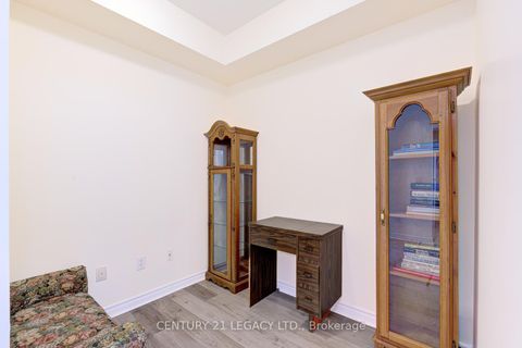 Photo 8 at 2909 - 385 Prince Of Wales Drive, City Centre, Mississauga