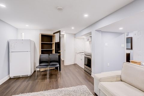 Photo 33 at 210 Braymore Boulevard, Rouge E11, Toronto