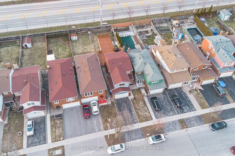 Photo 39 at 210 Braymore Boulevard, Rouge E11, Toronto