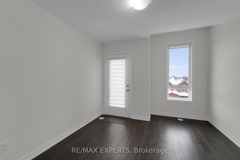 Photo 20 at 10 - 105 Kayla Crescent, Maple, Vaughan