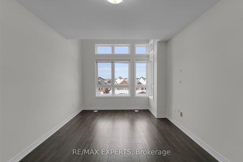 Photo 29 at 10 - 105 Kayla Crescent, Maple, Vaughan