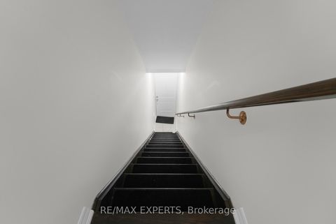 Photo 31 at 10 - 105 Kayla Crescent, Maple, Vaughan