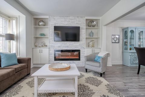 Photo 6 at 23 Farnsworth Drive, Pelmo Park W4, Toronto