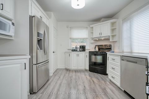 Photo 15 at 23 Farnsworth Drive, Pelmo Park W4, Toronto