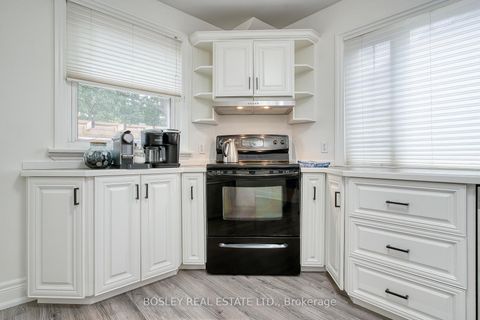 Photo 17 at 23 Farnsworth Drive, Pelmo Park W4, Toronto