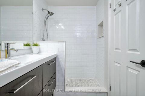 Photo 24 at 23 Farnsworth Drive, Pelmo Park W4, Toronto