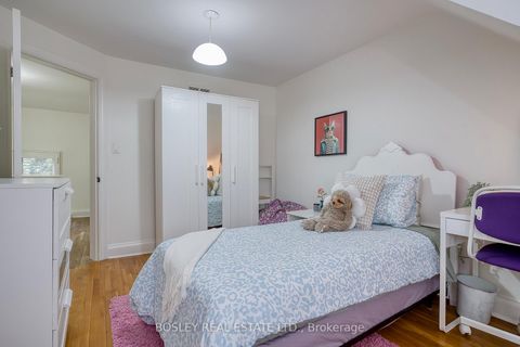 Photo 27 at 23 Farnsworth Drive, Pelmo Park W4, Toronto