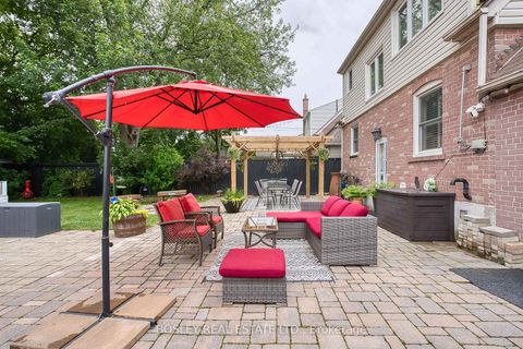 Photo 45 at 23 Farnsworth Drive, Pelmo Park W4, Toronto